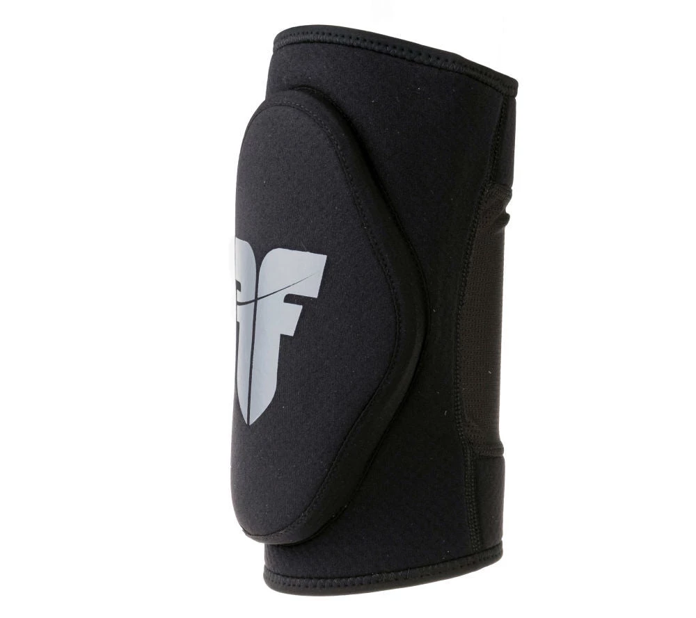 Fighter Gel Knee Guard - Black, FKG-03B PROTECTION 7 Fighter Gel Knee Guard - Black, FKG-03B PROTECTION