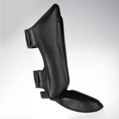 PROTECTION Fighter Thai Classic Shinguards - Black, JE1573BG