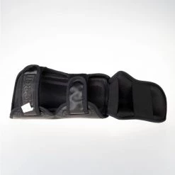 Fighter Shinguards Thai Ergo - Black, FSG-004BR