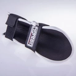 PROTECTION Shin Guard Fighter Ergo - White, FSG-001W